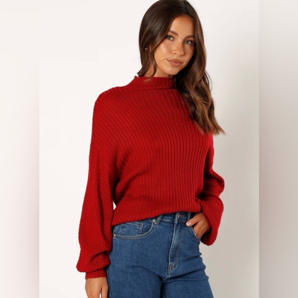 New Petal & Pup Lorelei Red Textured Knit Sleeve Turtleneck Sweater Size XS - Picture 4 of 13